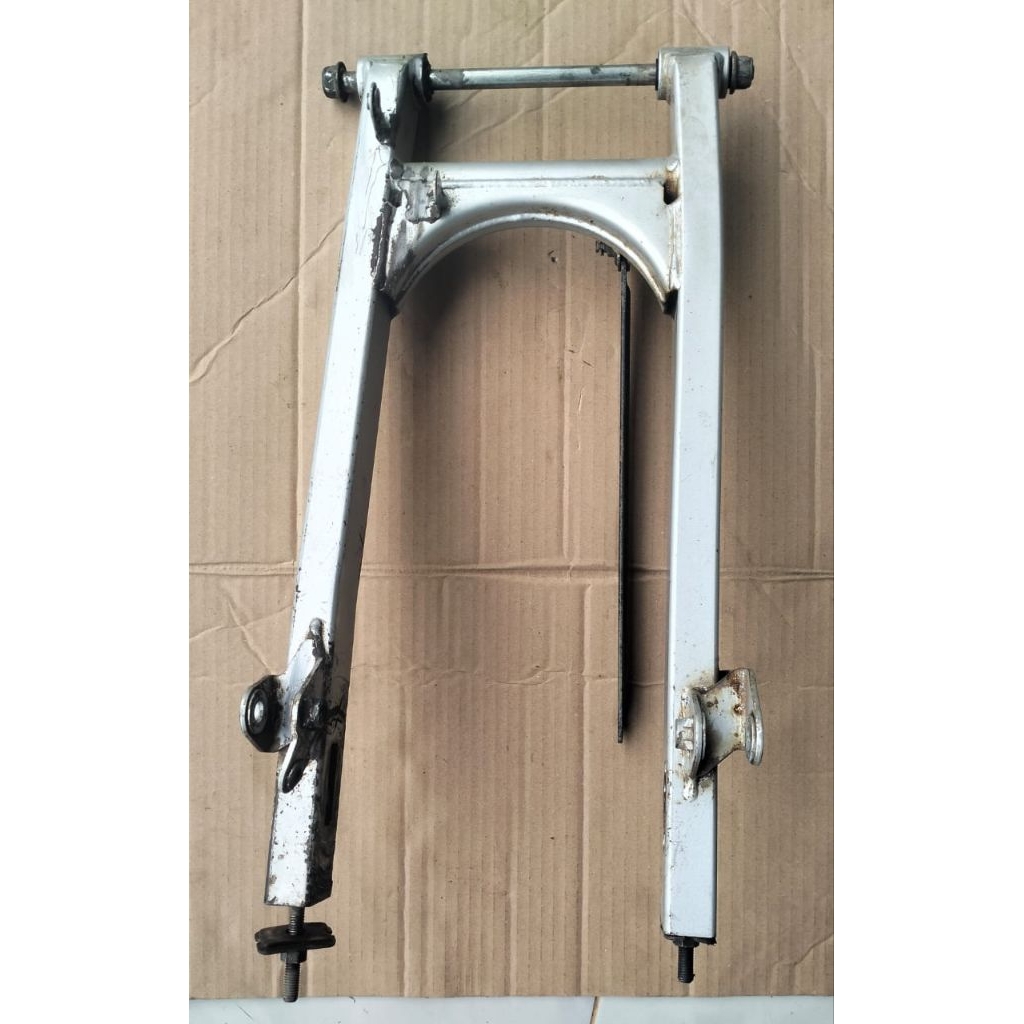 swing arem/sasis yamaha jupiter z1 jupiter robot copotan scoond original