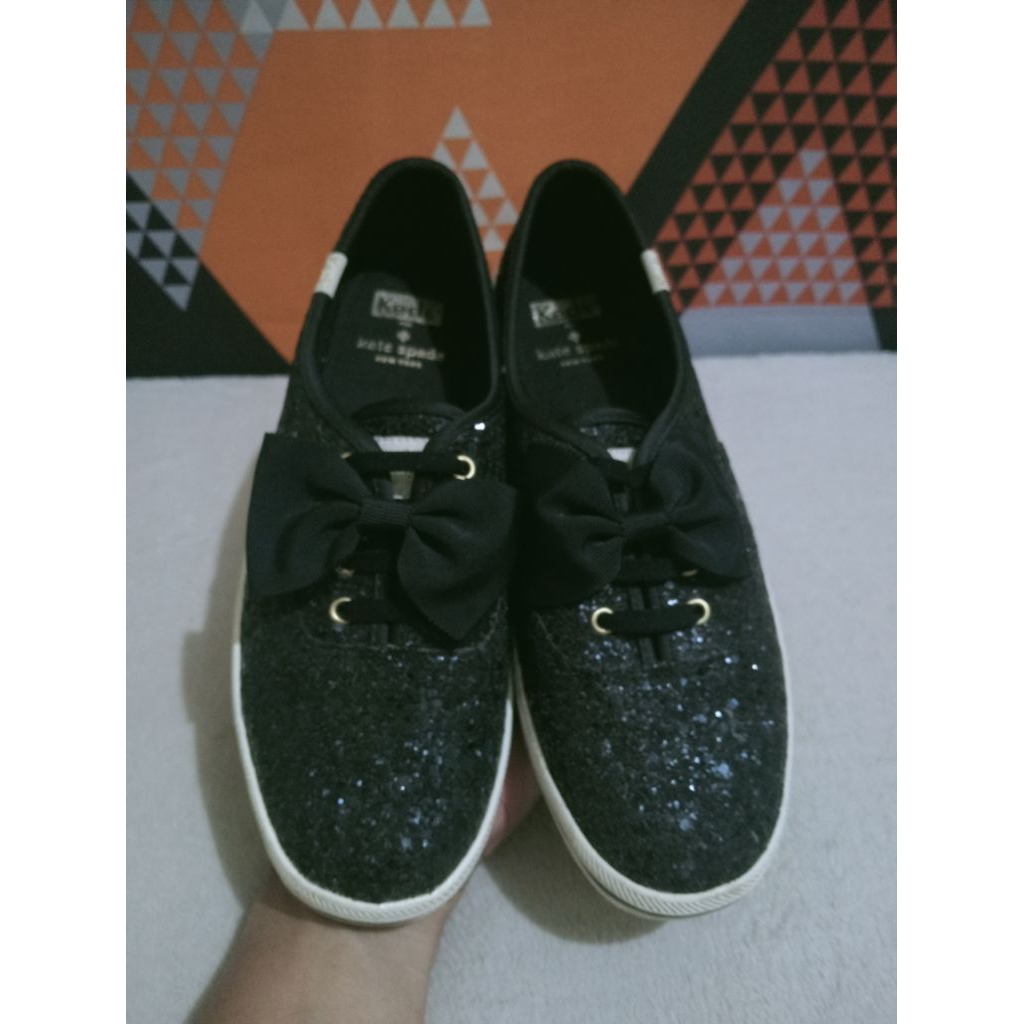 Sepatu Keds Gliter Black Original Second