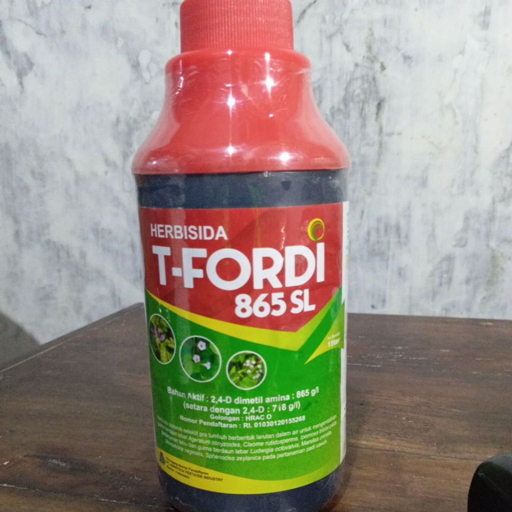 herbisida sistemik selektif T-FORDI 856 SL 1 liter. 2,4-D dimetil amina