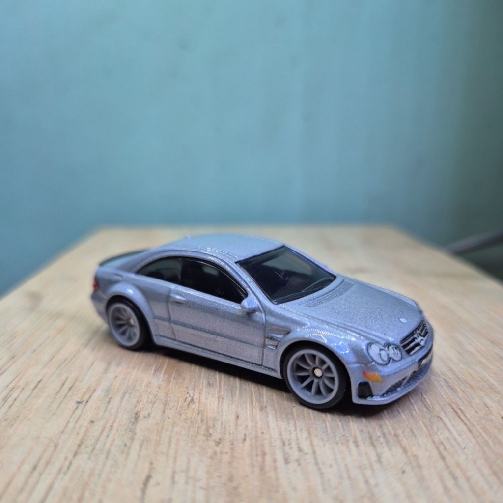 HOT WHEELS PREMIUM MERCEDES-BENZ CLK AMG SILVER