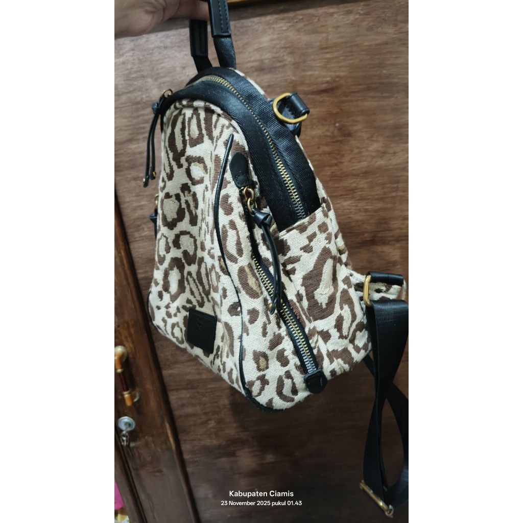 tas ransel macan