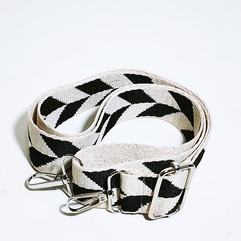 Tali tas selempang ukuran 4cm cocok untuk segala macam macam tas wanita