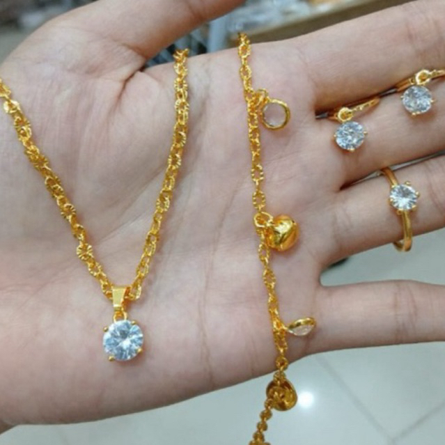 B1 SET PERHIASAN PERMATA GOLD TITANIUM DEWASA