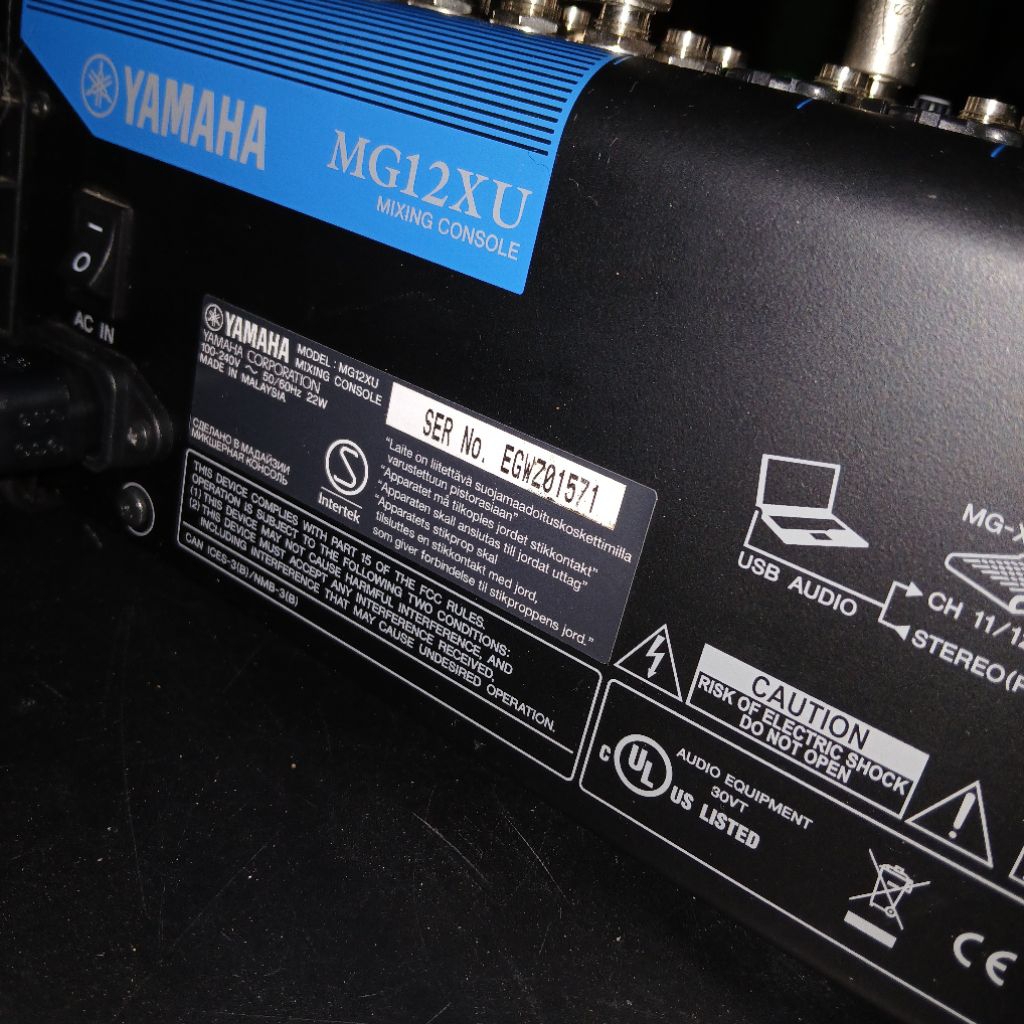 mixer Yamaha MG12XU original No kw kw Made in Malaysia