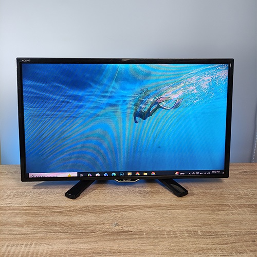 TV Sharp Aquos 24 Inch 2T-C24D11 | LED HD HDMI USB | Kondisi Normal Minus Shadow