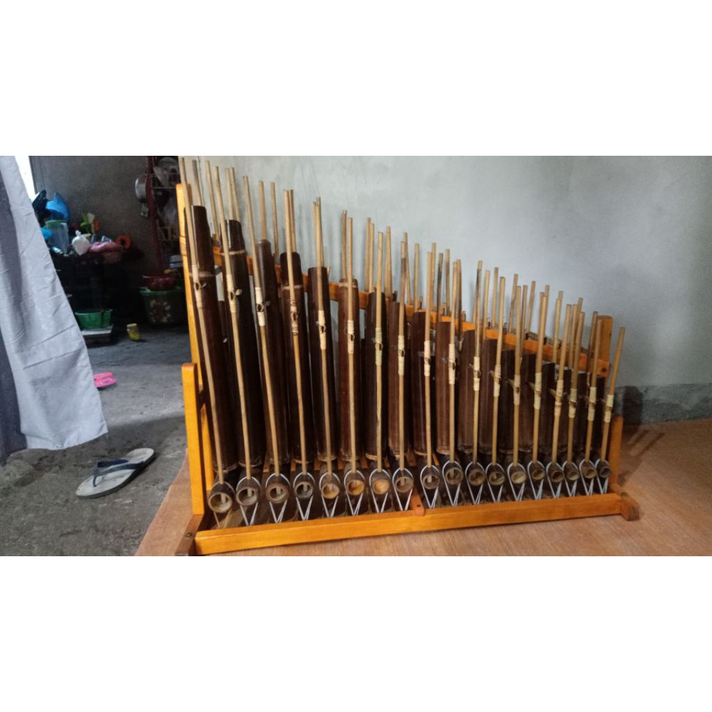 angklung 1 set , 2 tabung 18 nada , angklung pengamen
