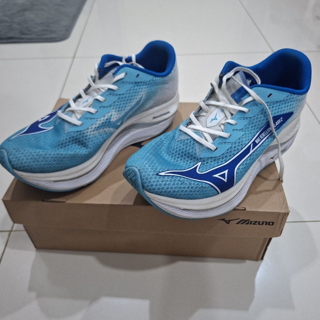 Mizuno Wave Rebellion Flash 2