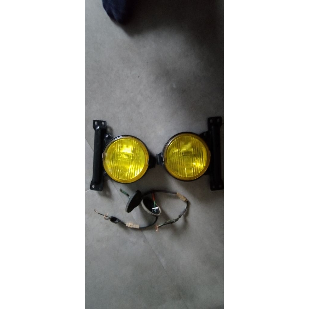 Lampu spot grill Suzuki Katana Jimny JA71 jdm