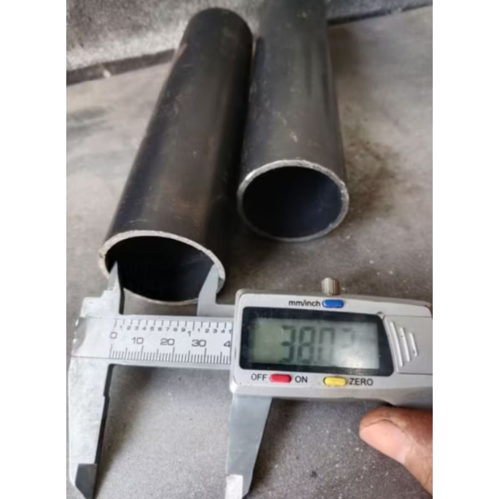 Pipa Besi OD 43 mm ID 38 mm panjang 17 cm