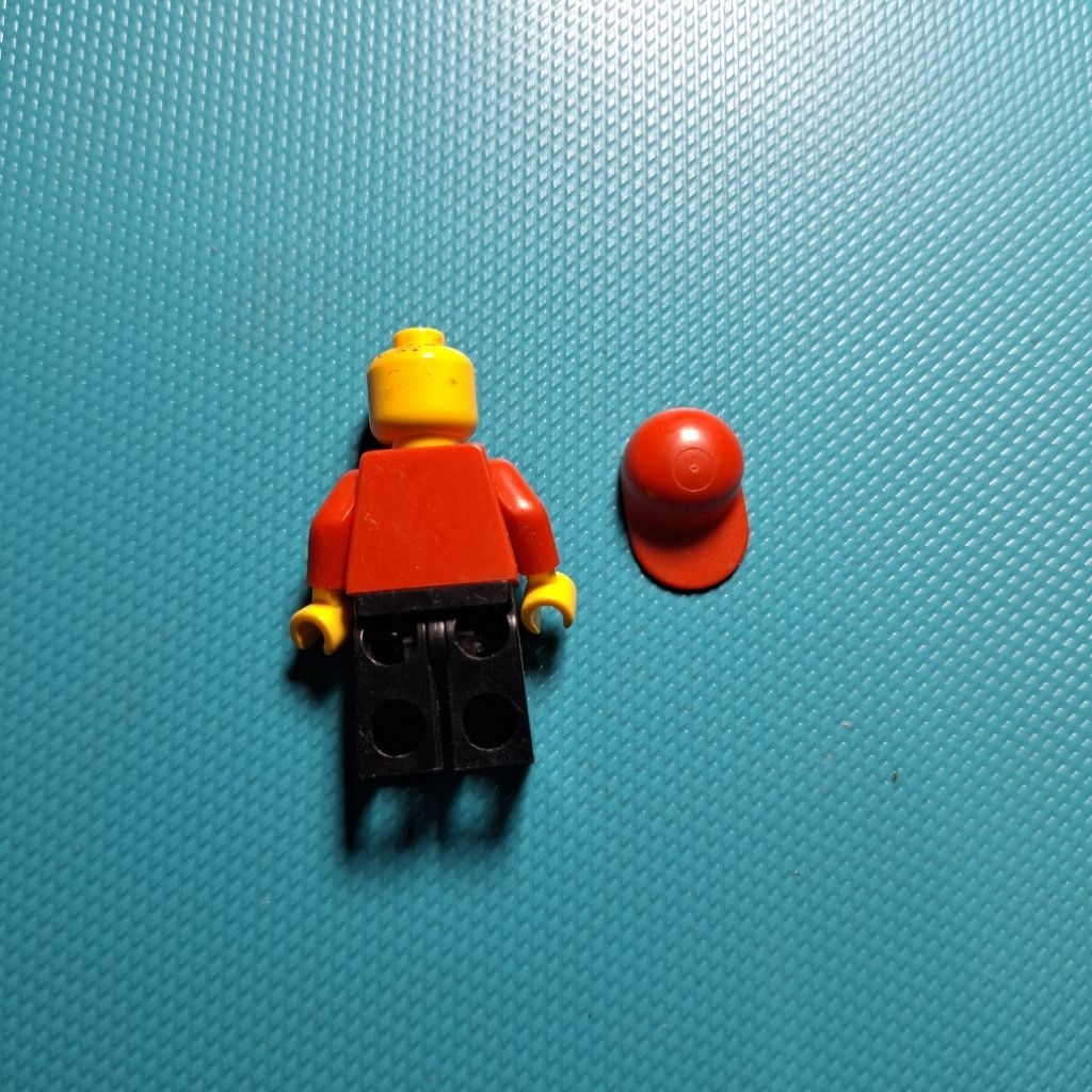 Minifigure Lego Mail Carrier City Town Mailman Post Office Second Original