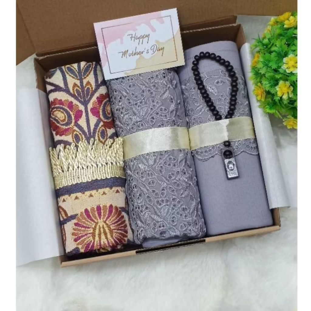 Hampers Mukena Khoodijah Hampers Sajadah Seserahan Kado THR Premium