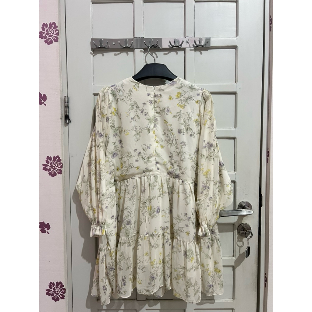 Preloved HAIDEEORLIN Belle Alice Midi Dress— Mulus, Kondisi Sangat Bagus