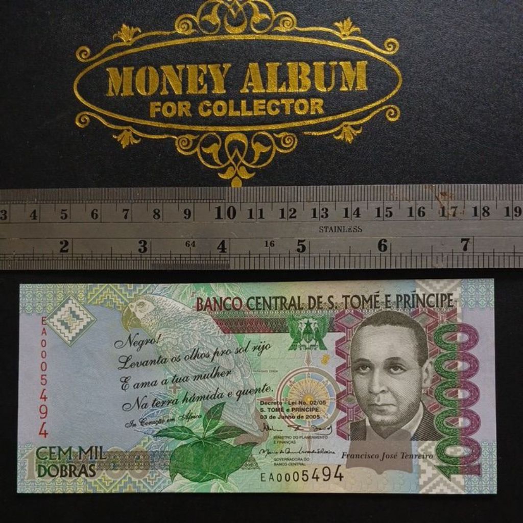 Uang negara TOME E PRINCIPE 100000 100.000 2005  UNC