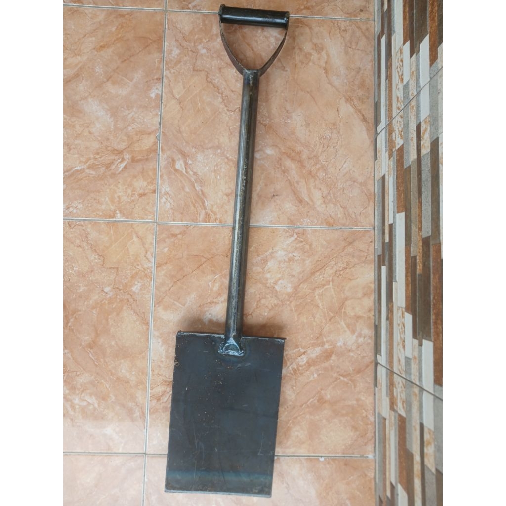 lempak/ lencek  gangang besi tajam