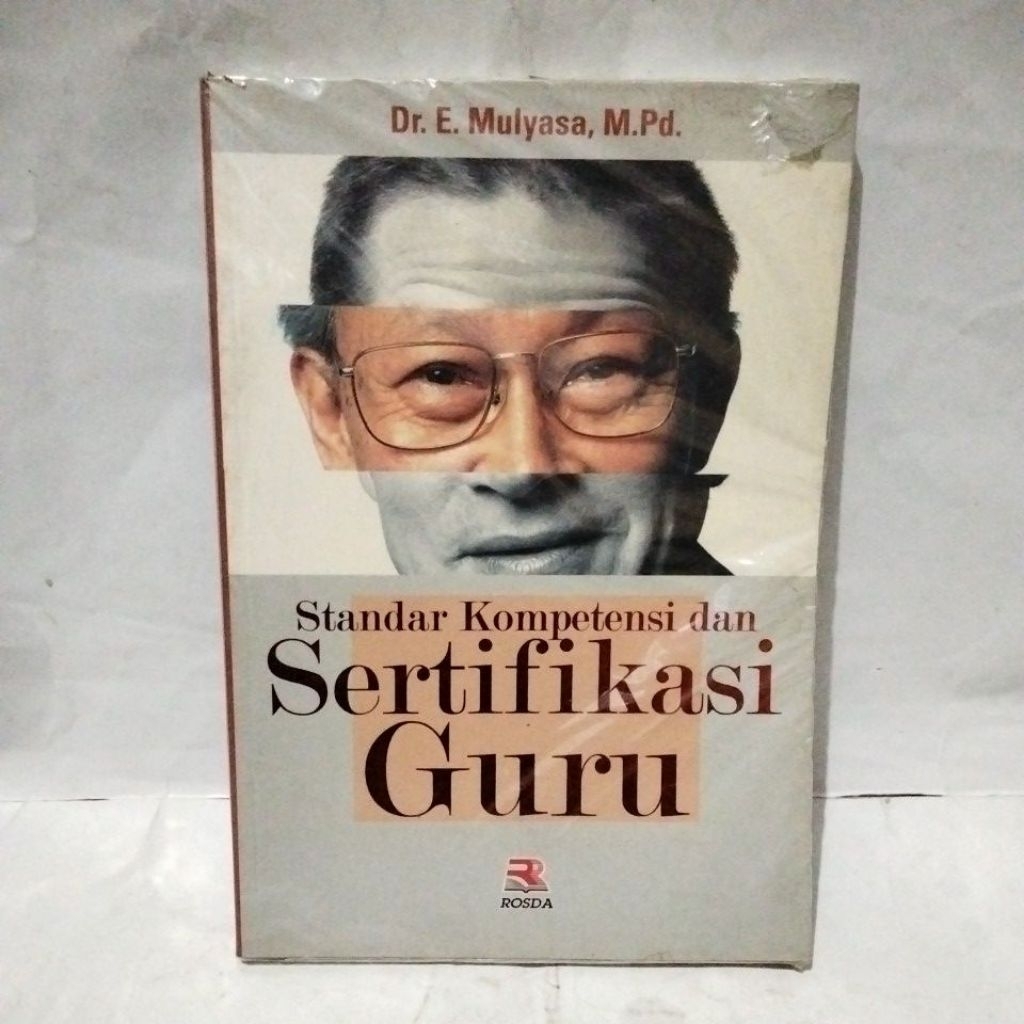 Standar kompetensi dan sertifikasi guru
