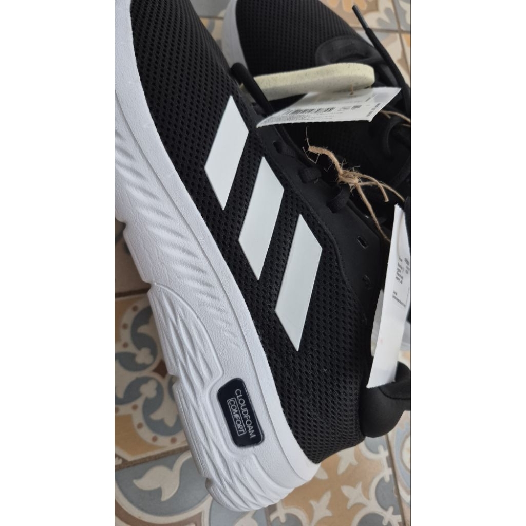 sepatu ori Adidas cloudfoam