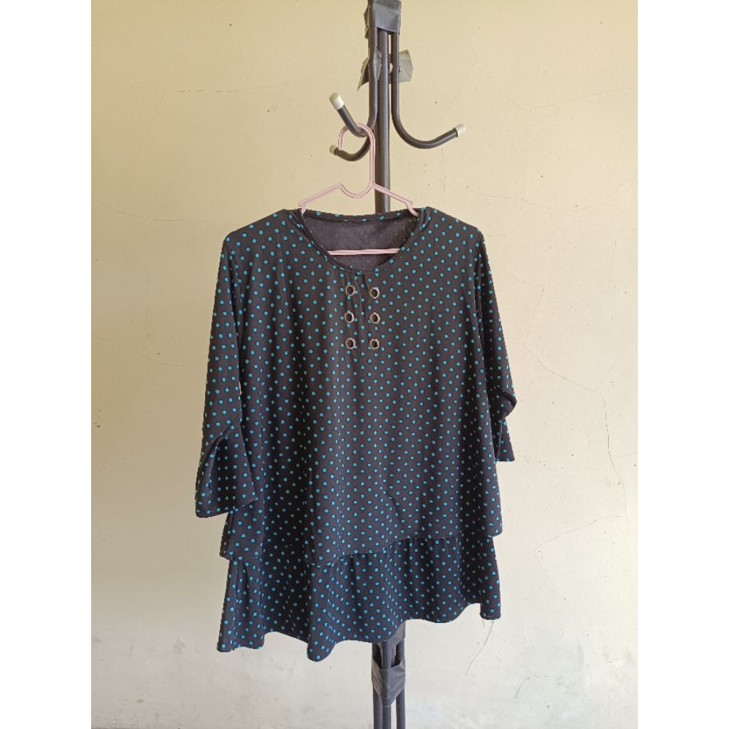 PRELOVED BLOUSE POLKADOT