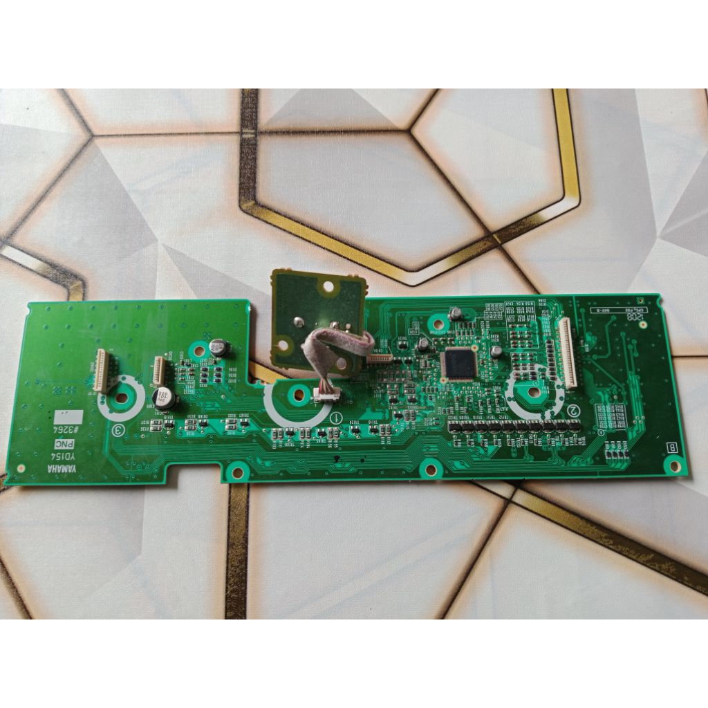 Papan PNC Keyboard Yamaha PSR-S650 Kondisi Normal bekas Cabutan Masih Original