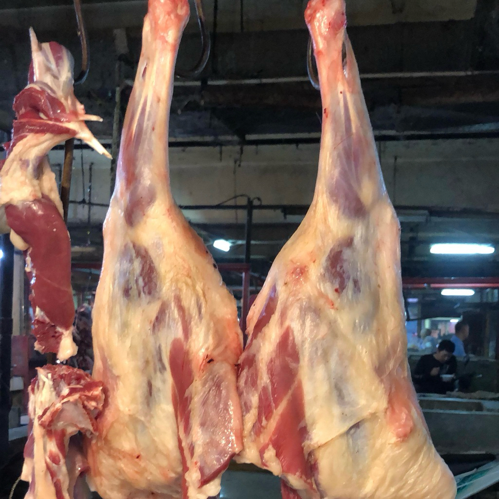 Paha tulang daging kambing 1 kg fresh
