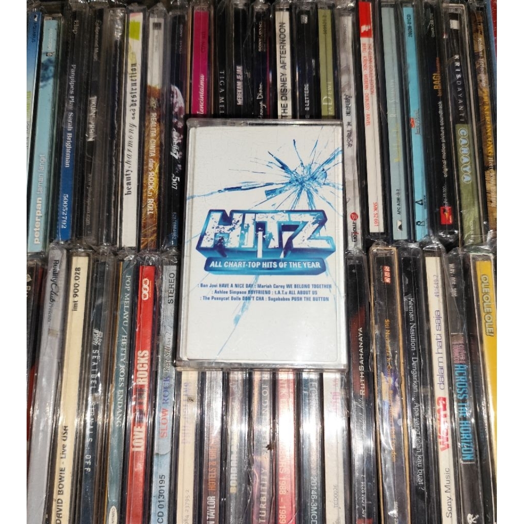 Kaset Kompilasi HITZ - Bon Jovi, Audioslave, Mariah Carey, Black Eyed Peas, Gwen Stefani, Sum 41, We
