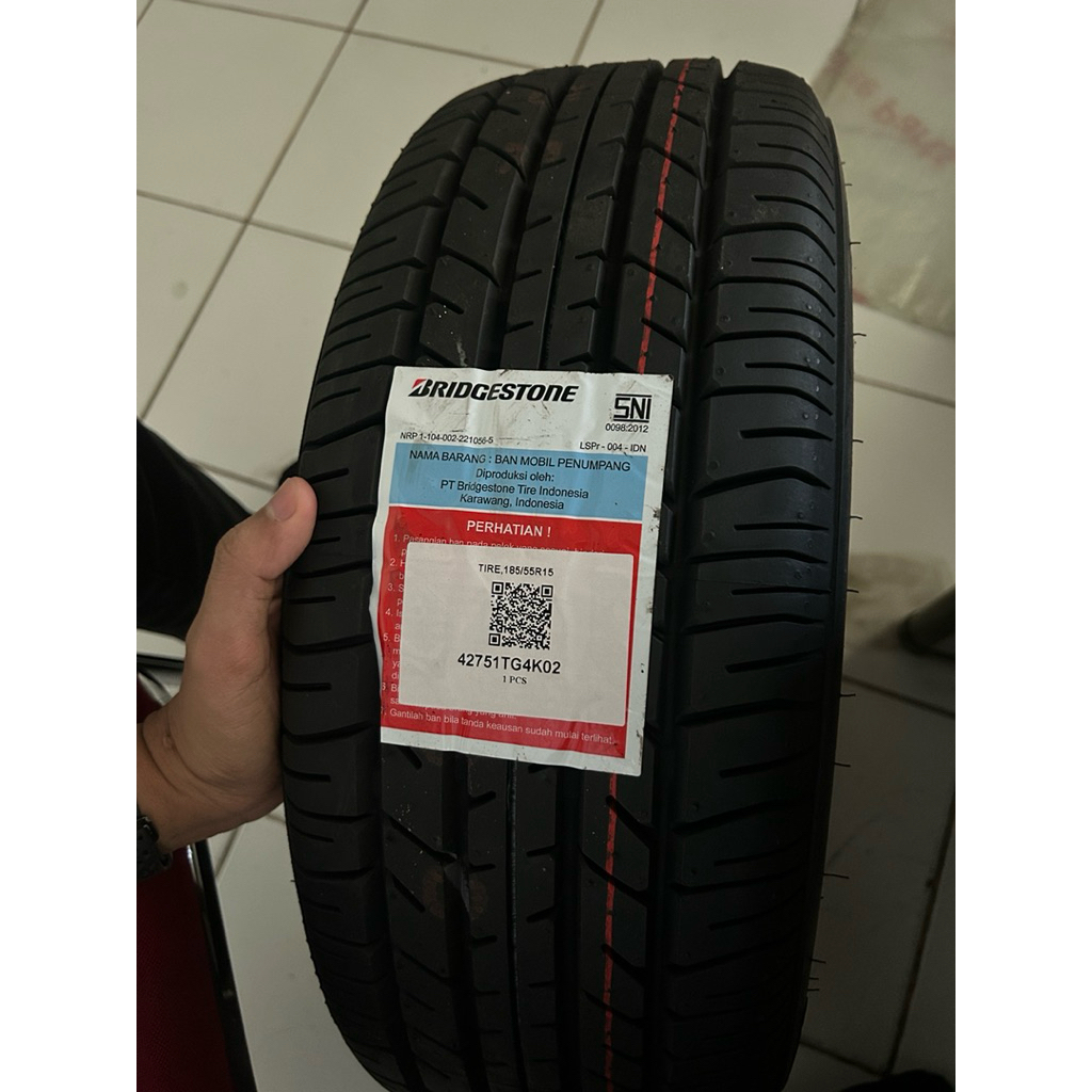 Ban Bridgestone potenza 185/55 R15 ban brio RS