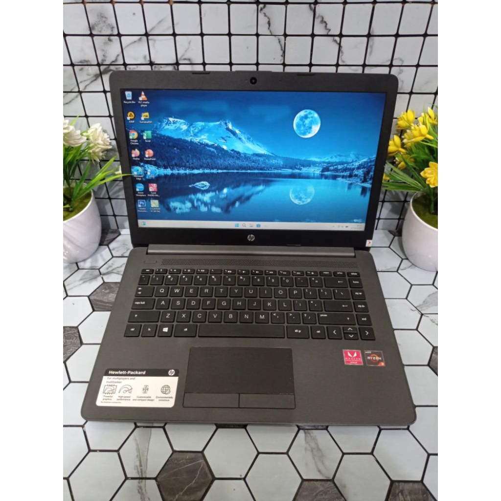 Laptop Hp 240 G7 AMD Ryzen 3 2200 RAM 4GB NVME 128GB