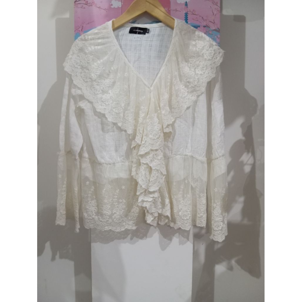 miss valley lace top