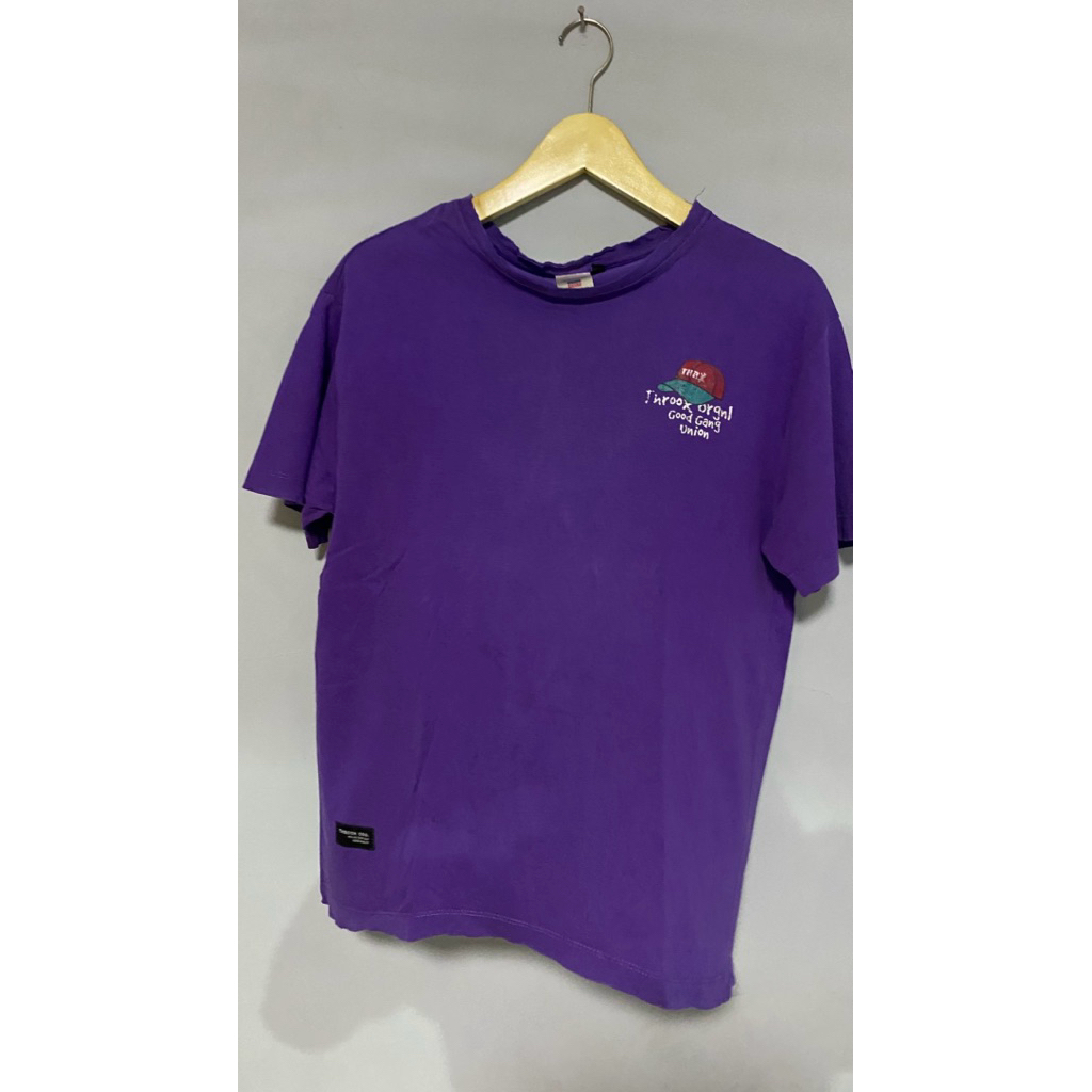 Preloved Kaos Throox