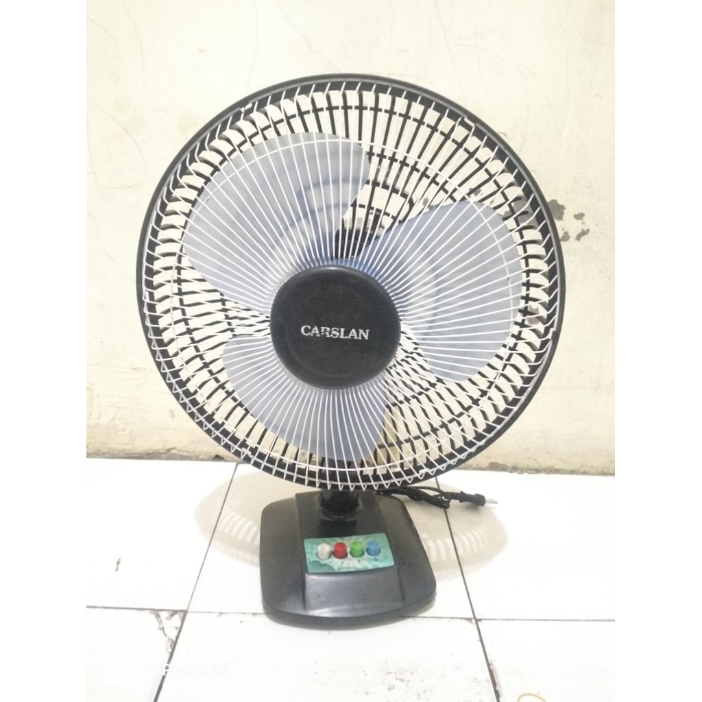 kipas angin meja carslan 12 inchi ( SECOND/BEKAS )