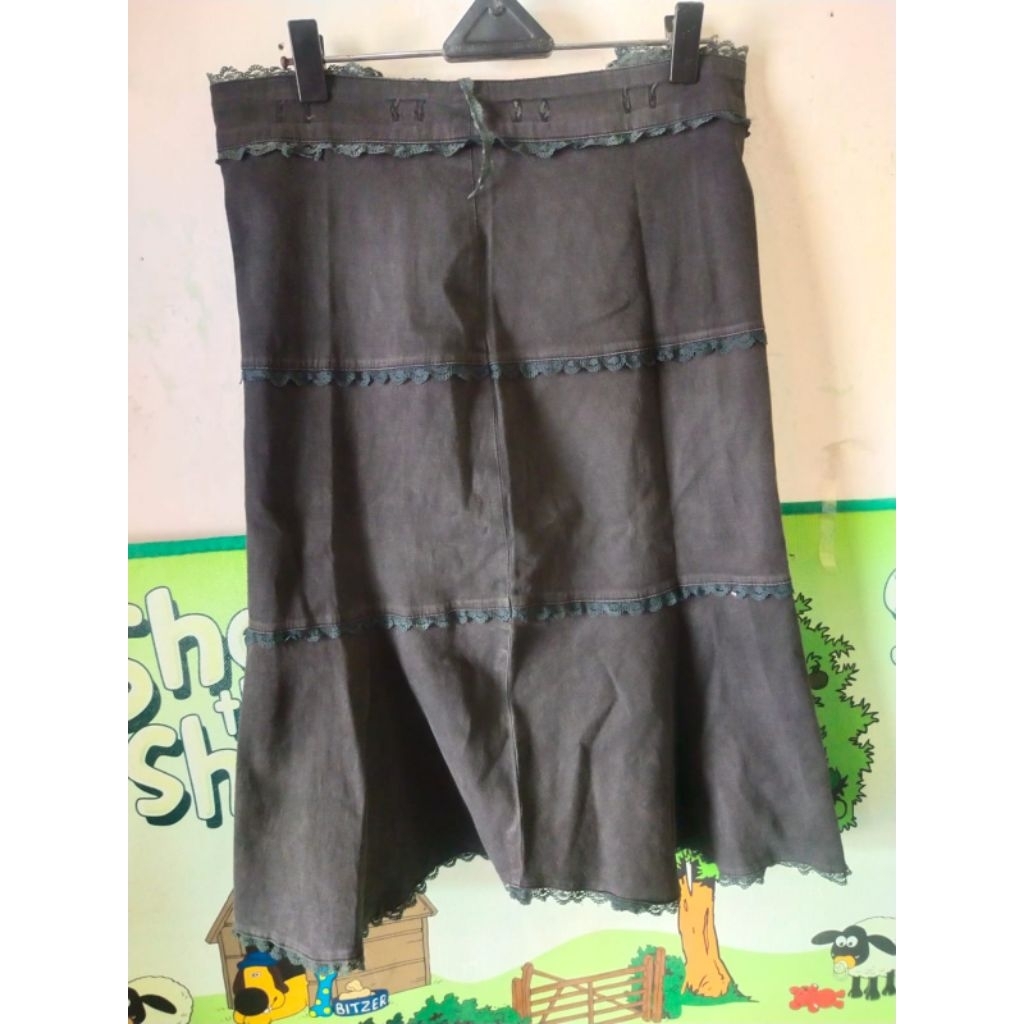 Rok semi jeans bekas