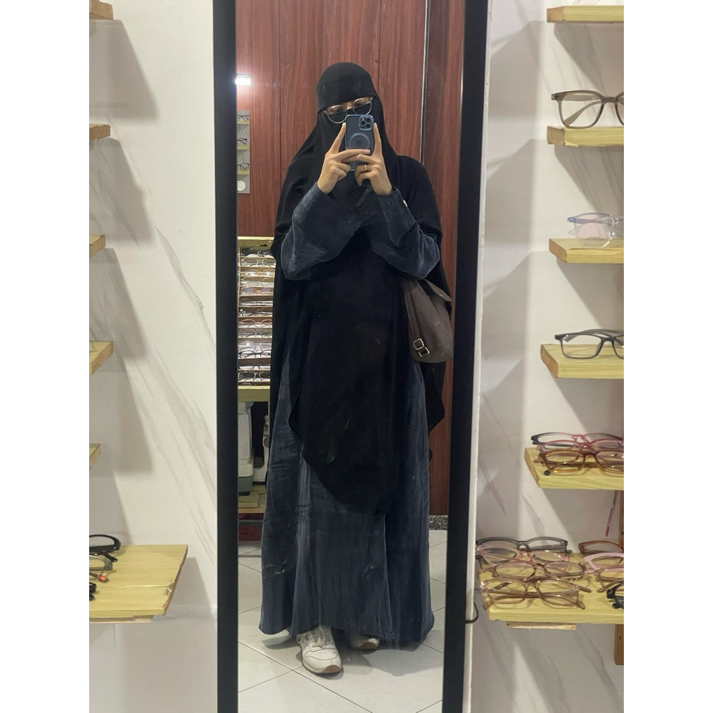 the answer abaya by aqsamodestwear XL navy