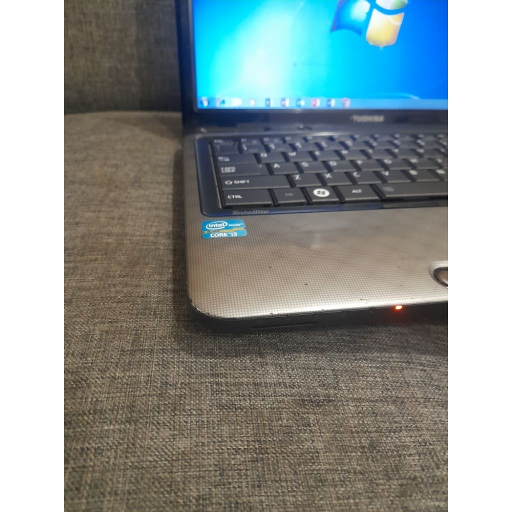 LAPTOP TOSHIBA L745 INTEL CORE I3-2350M