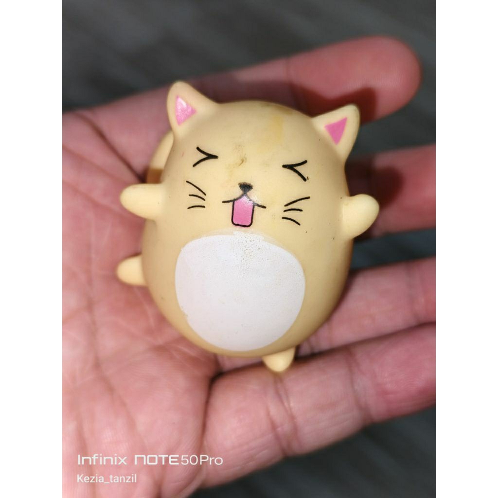 ACTION FIGURE FIGUR HAMSTER LUCU HAPPY BAHAGIA SENANG SENENG GEMBIRA TERTAWA LAUGH CICIT ANIMAL BINA
