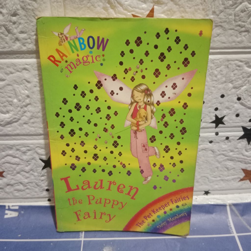 NOVEL RAINBOW MAGIC SERIES - LAUREN THE PUPPY FAIRY