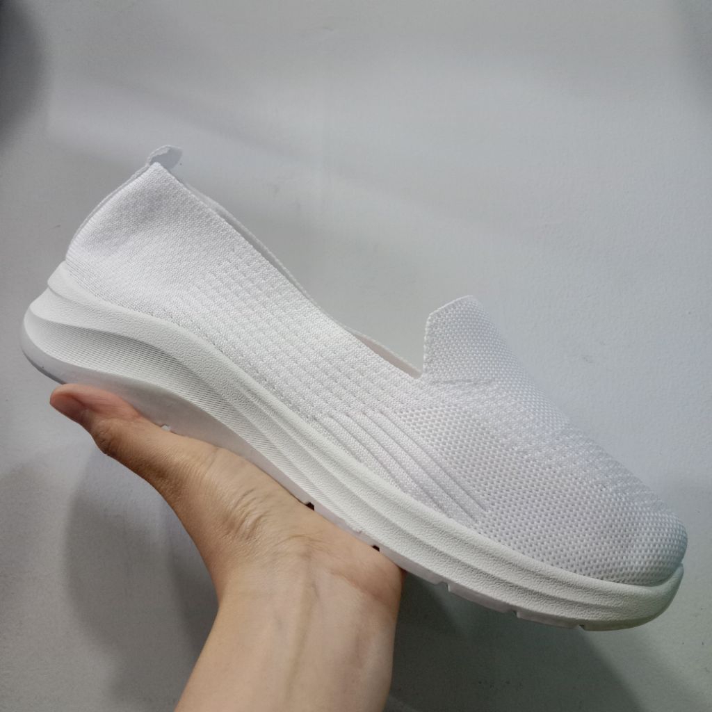 Sepatu Rajut Slip On Wanita Putih | Sepatu Daily Wanita Putih Model Terbaru Anti Air & Tidak Licin S