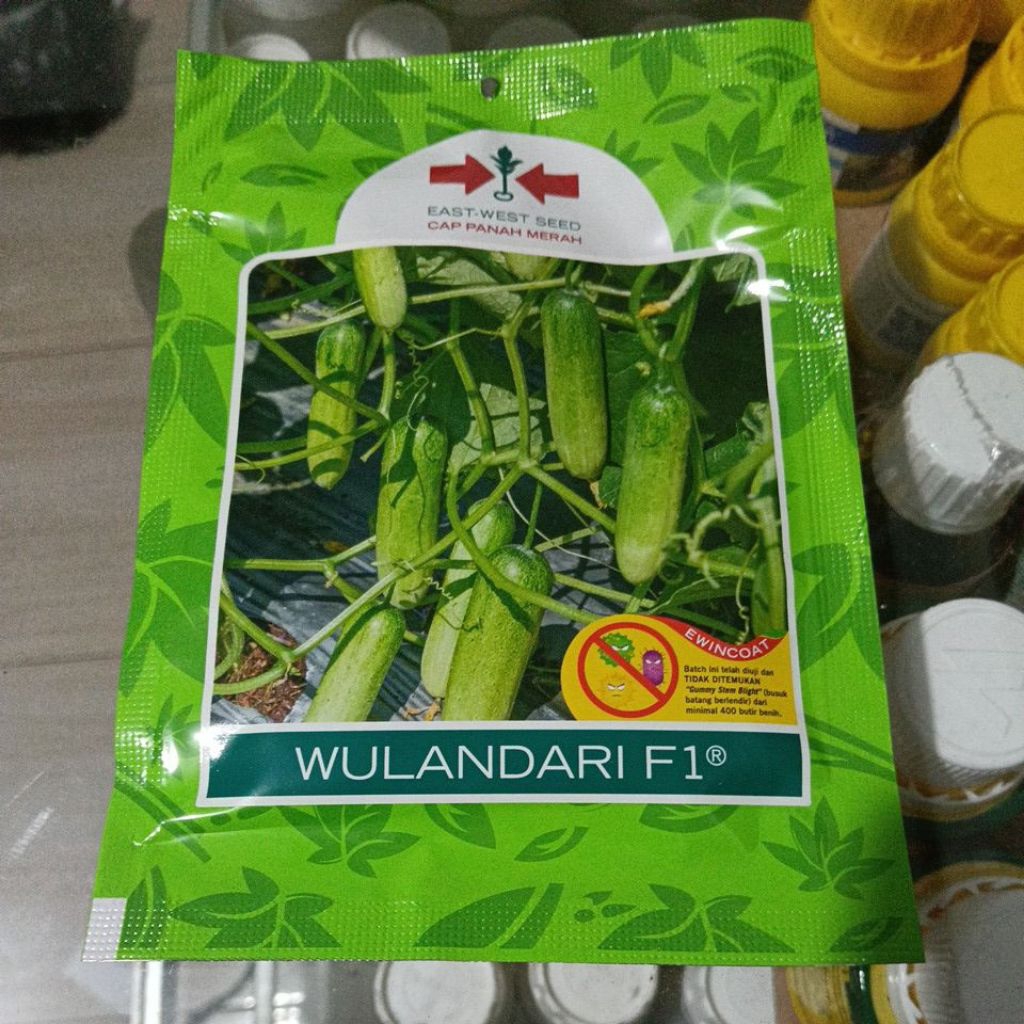 benih timun hibrida Wulandari F1 cap panah merah