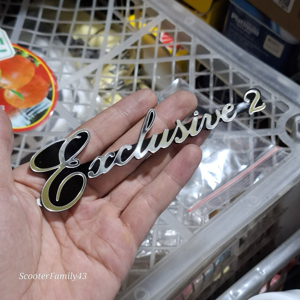 EMBLEM EMBLIM TEPONG VESPA EXCLUSIVE BAHAN AKRILIK