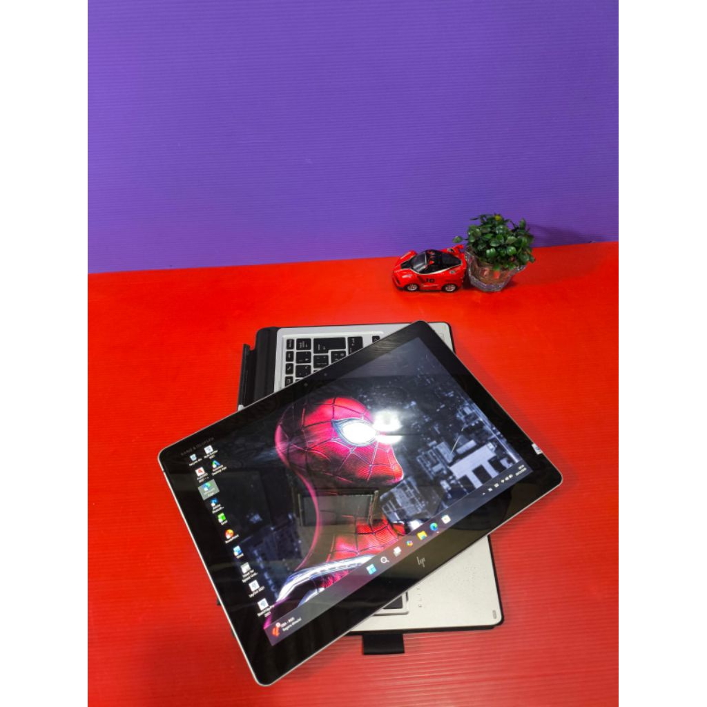 Laptop HP ELITE X2 2in1 TOUCHSCREEN RAM 8Gb SSD 256Gb Body SLIM