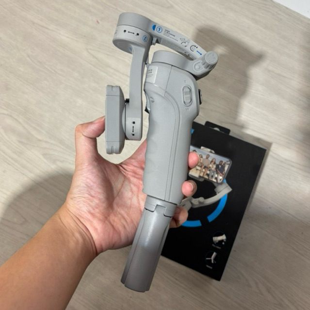 SMARTCOM M01 Gimbal HP 3 Axis Gimbal Stabilizer Second Hp Smartphone