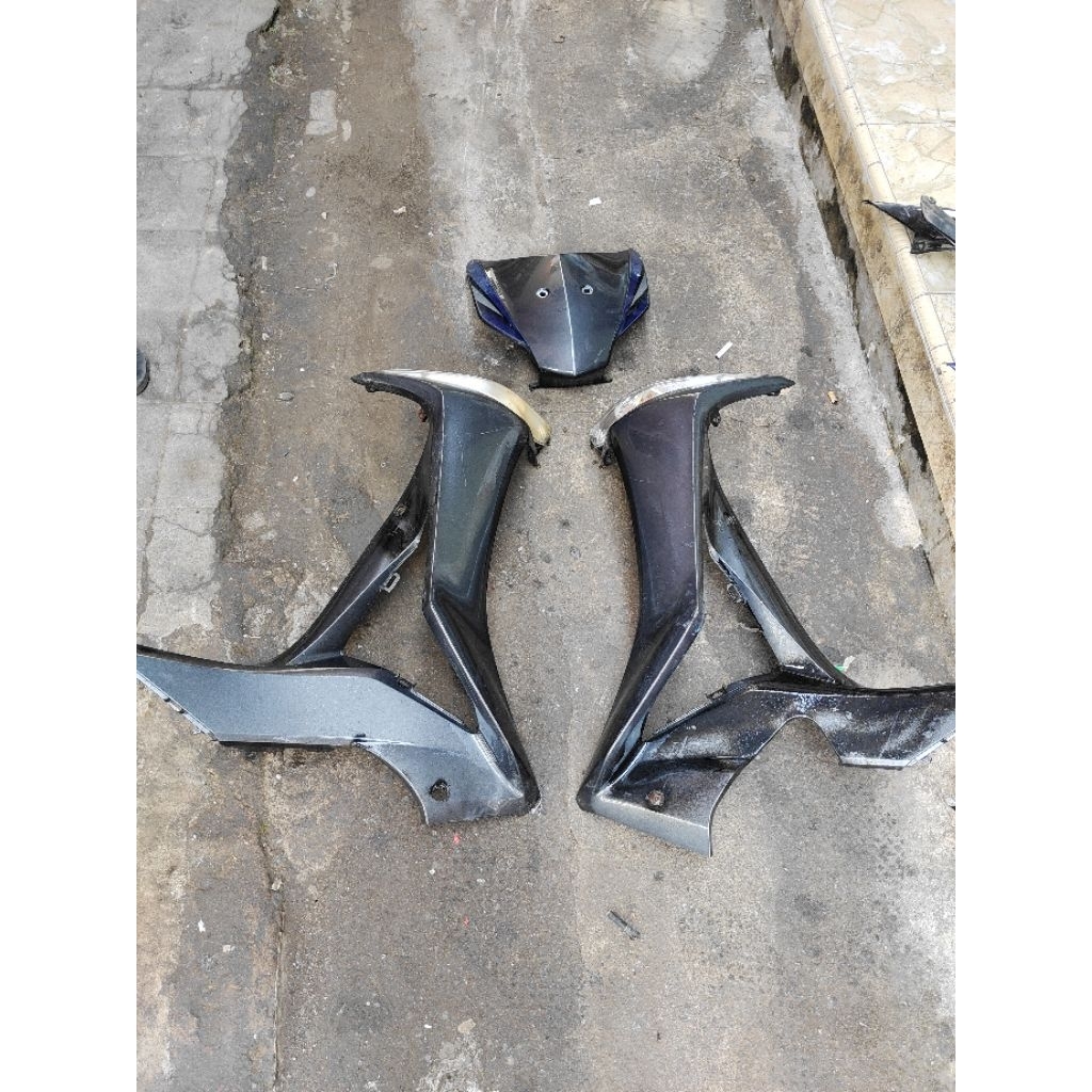 cover bodi sayap kanan kiri supra x 125 helm in original
