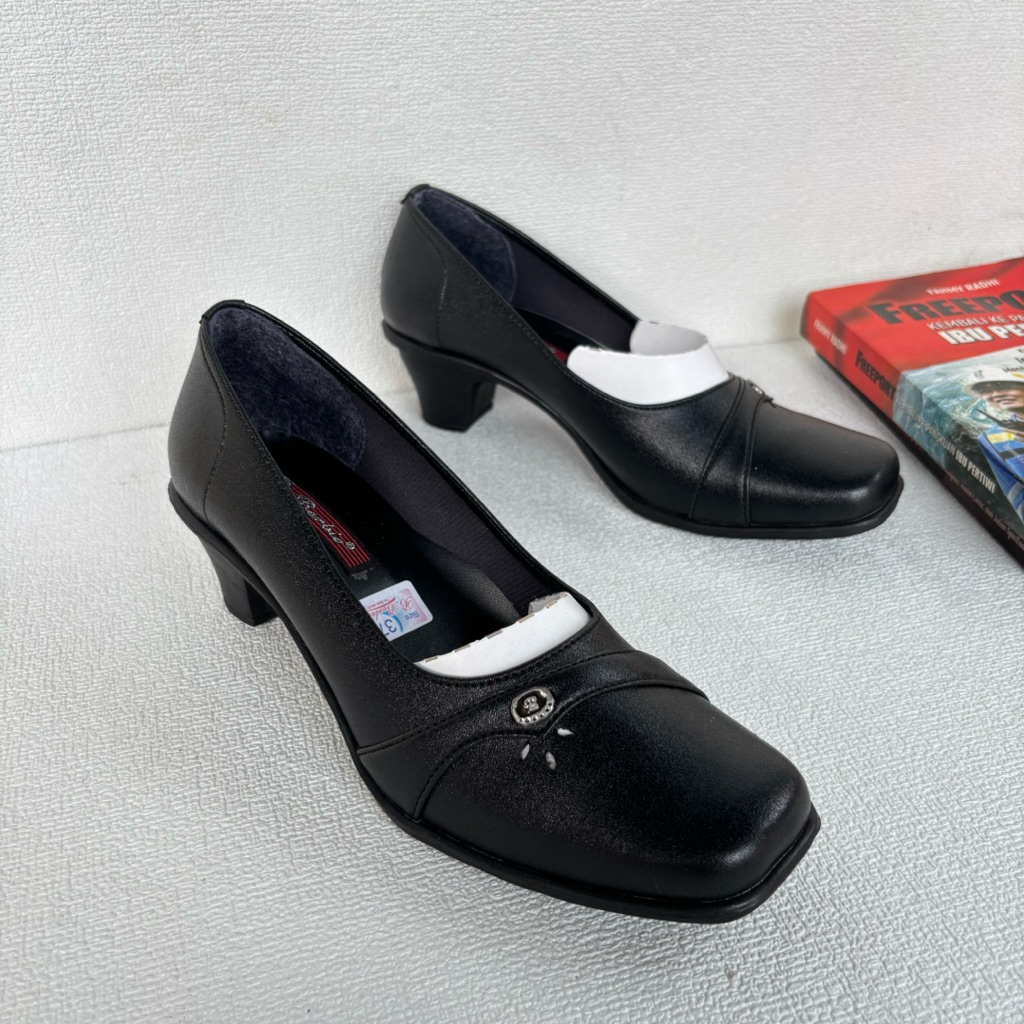 SEPATU PANTOFEL WANITA//SEPATU PANTOFEL HAK 5cm/