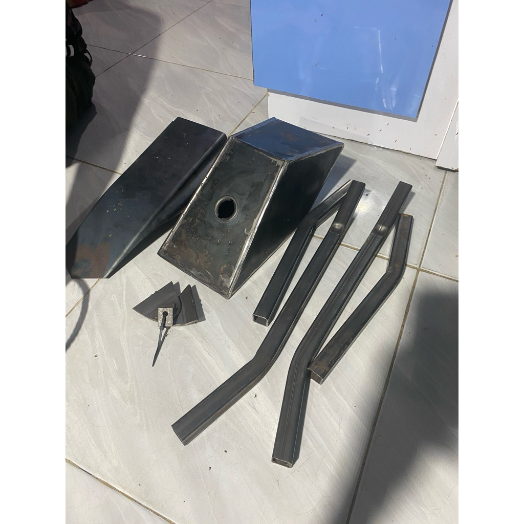 paket mentahan motor ojek gabah bahan besi hitam