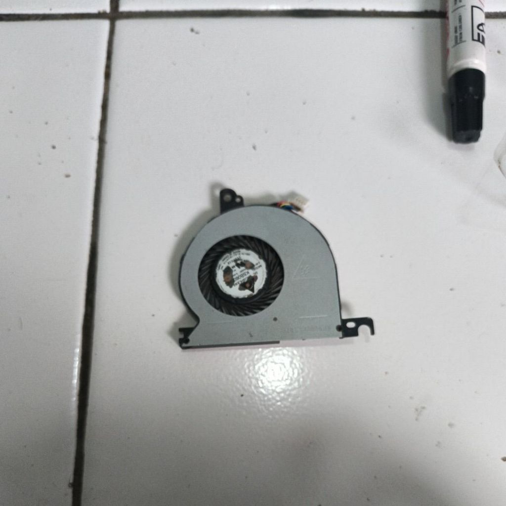 Dell Latitude E7240 Fan