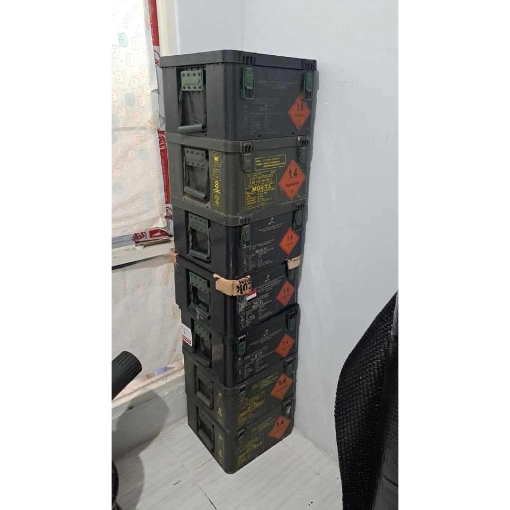 BOX TNI bekas Peluru PT PINDAD MINUS / CACAT TIDAK MERUSAK FUNGSI