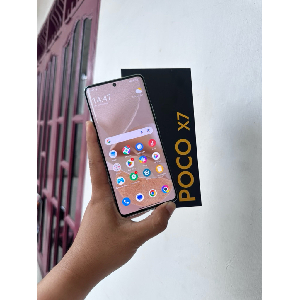 Poco X7 5G ram 8/256 GB Fullset baru 2 minggu pakai