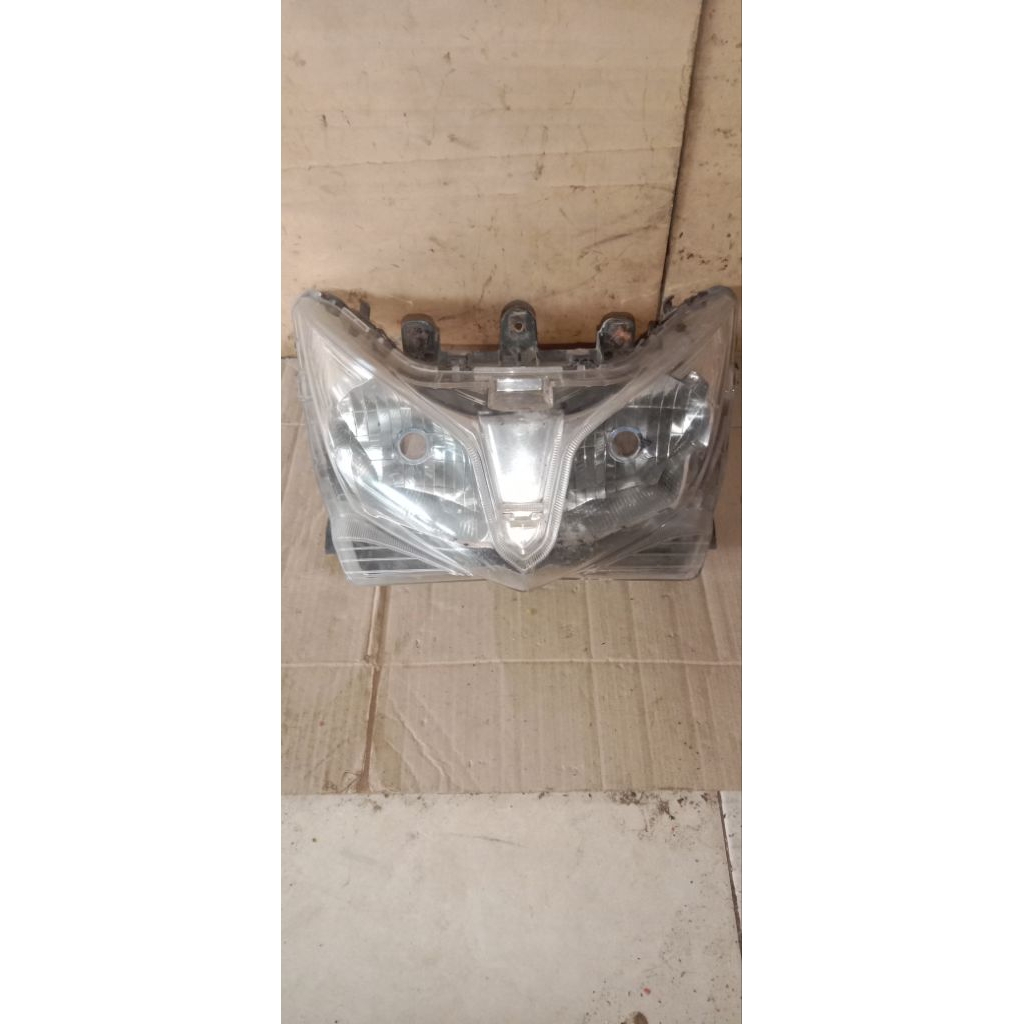 REFLEKTOR LAMPU DEPAN VARIO 125 OLD BHOLAM ORIGINAL COPOTAN
