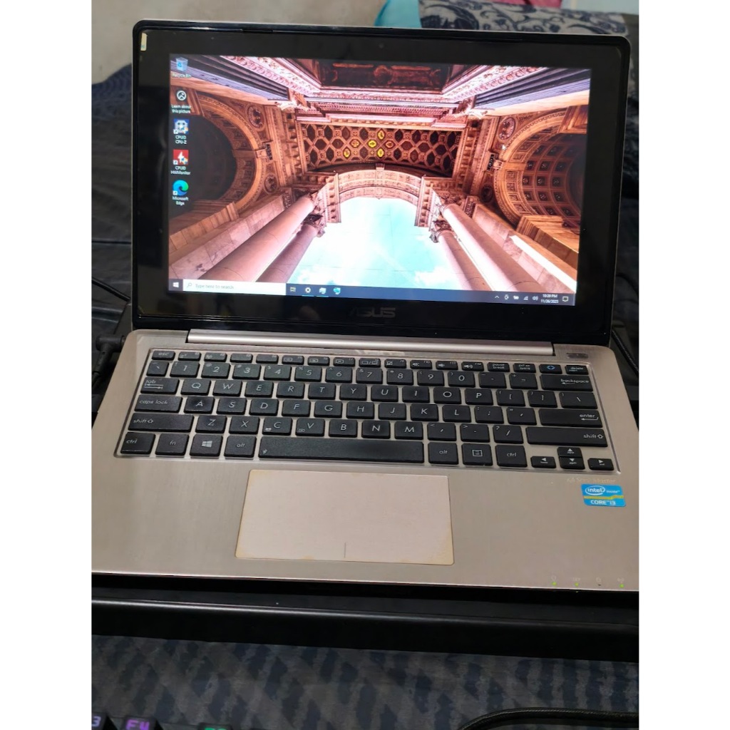 ASUS VivoBook X202E Intel Core i3-3217U 4GB DDR3 500GB HDD 11.6" Touchscreen Notebook Laptop