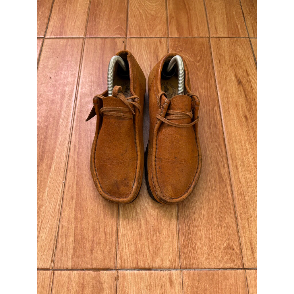 Clarks Wallabee