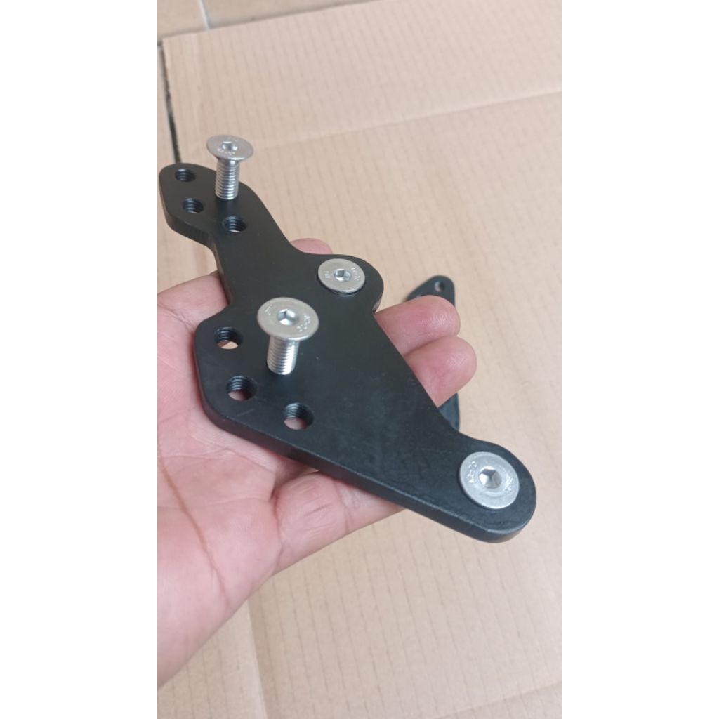 Raiser Footstep CBR150 Series