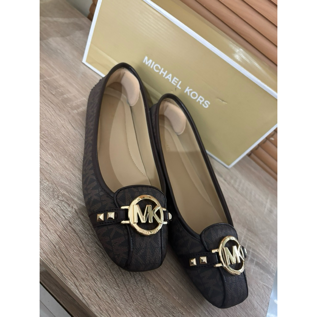 Flat Shoes MK ori